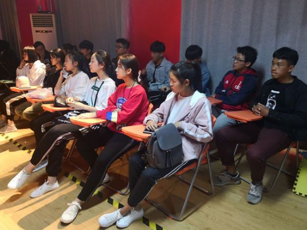 怎樣才能提高自己的表演技巧？